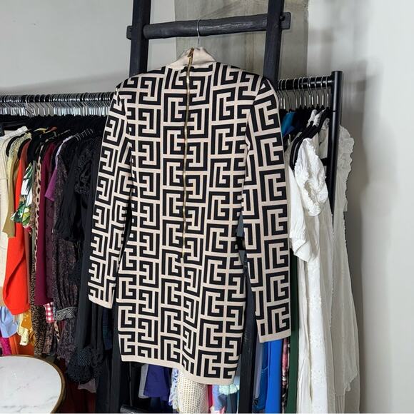 Balmain Ivory & Noir Monogram Shoulder Pad Knit Mini Dress - Picture 10 of 17